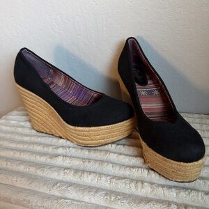 Candie's Black and Tan Wedge Espadrilles